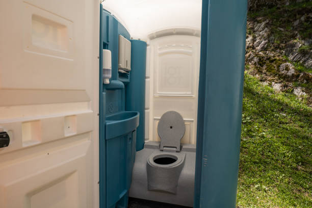 Portable Toilet Options We Offer in Prairie Grove, IL