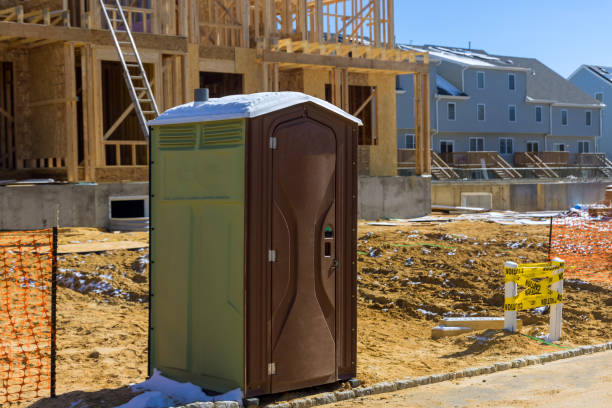 Best Portable restroom trailer rental  in Prairie Grove, IL
